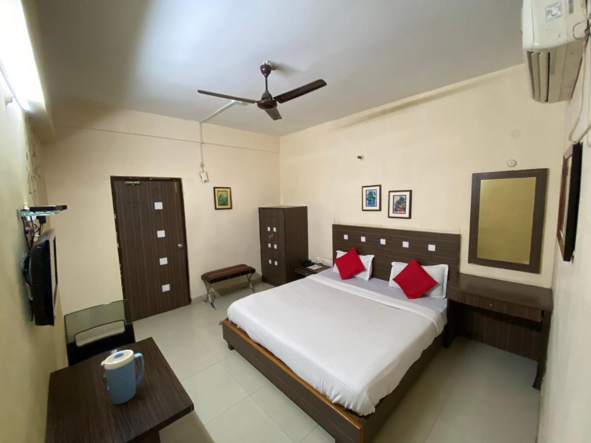 Hotel Shubham Rourkela Exterior photo